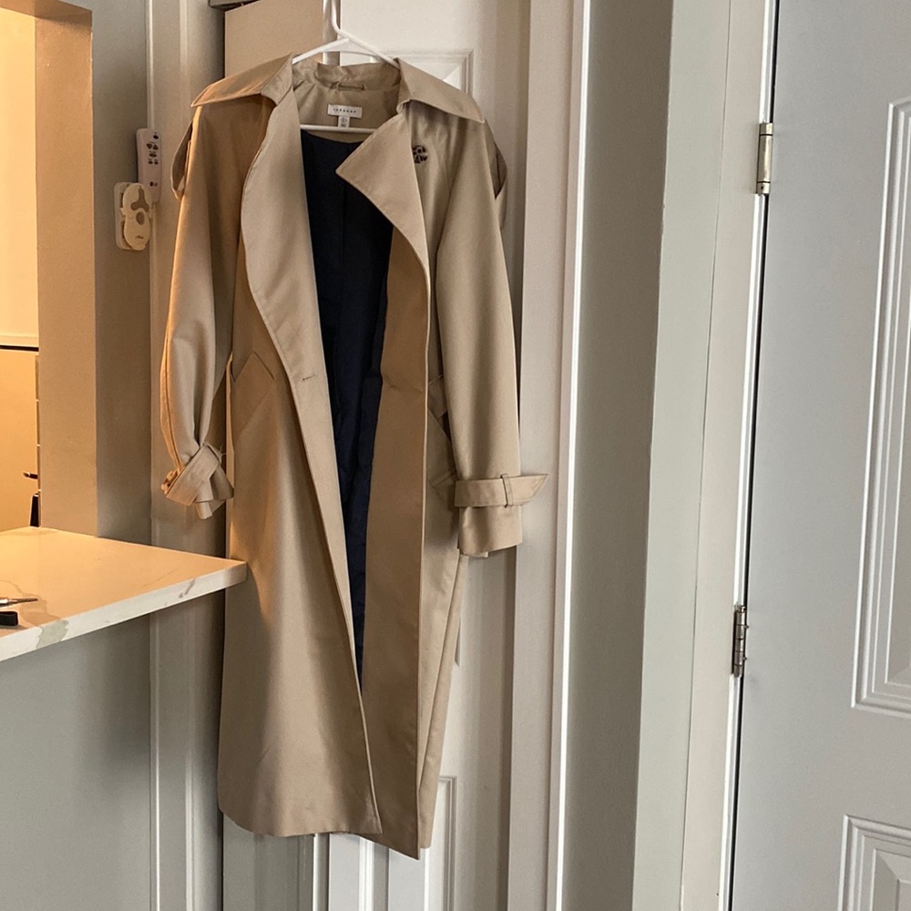 Trench coat
